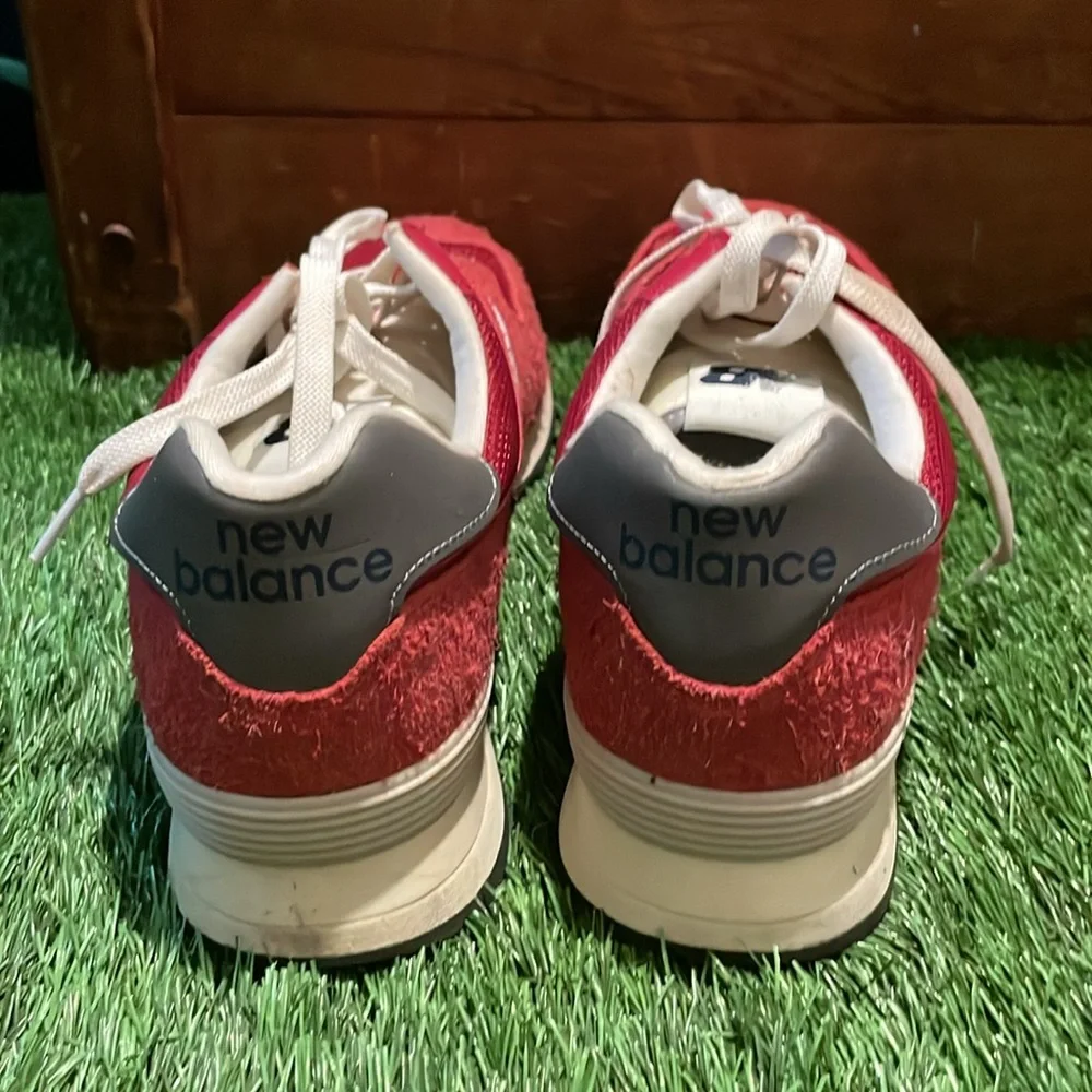 Red new balance tennis 574 size 11 - Picture 4 of 5